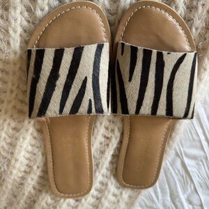 Coconuts by Matisse Zebra Stripe Sandals - Black and Tan